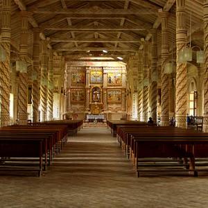 Interior de Iglesia San Francisco Xavier